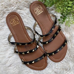 🎉HP🎉 Everglades Studded Strap Sandals 💗 Black & Gold